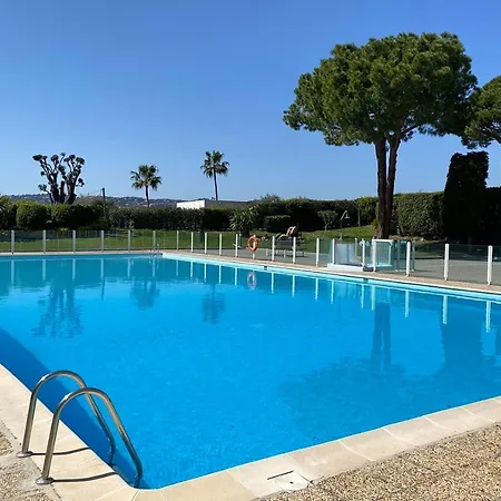 Sea View Pool Bright And Modern Flat Near *